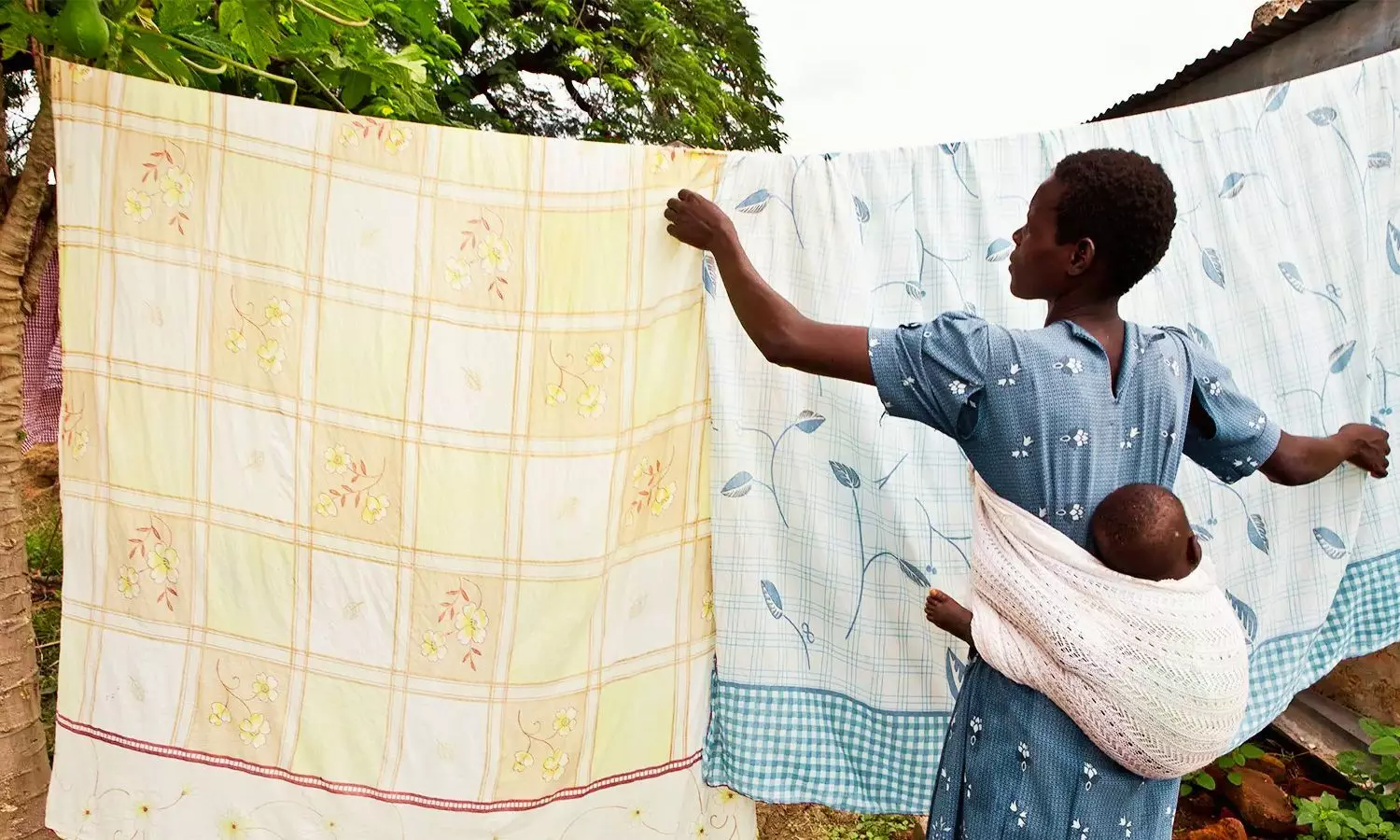 Permethrin-treated Baby Wraps Cut Malaria Risk in Children: NEJM