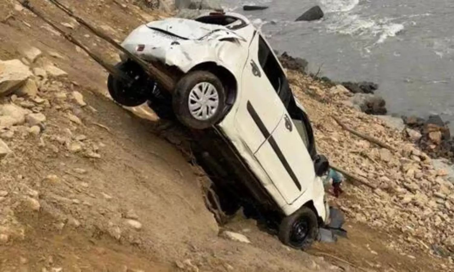 Chamba's Medical College MBBS interns in fatal car accident, 1 dead, 1 missing, 2 injured