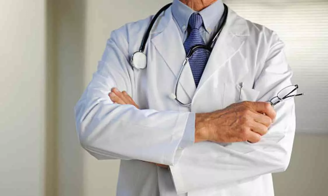 On-duty doctor removed after rat bites passenger at Indore Airport