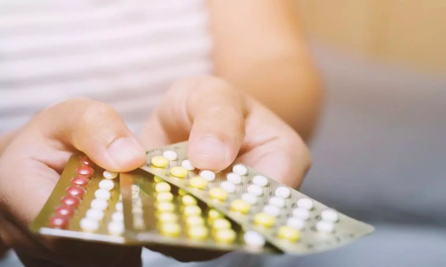 Hormone Therapy for VMS: Safe in Women 50–59, Risky in Those 70+, Finds JAMA Study