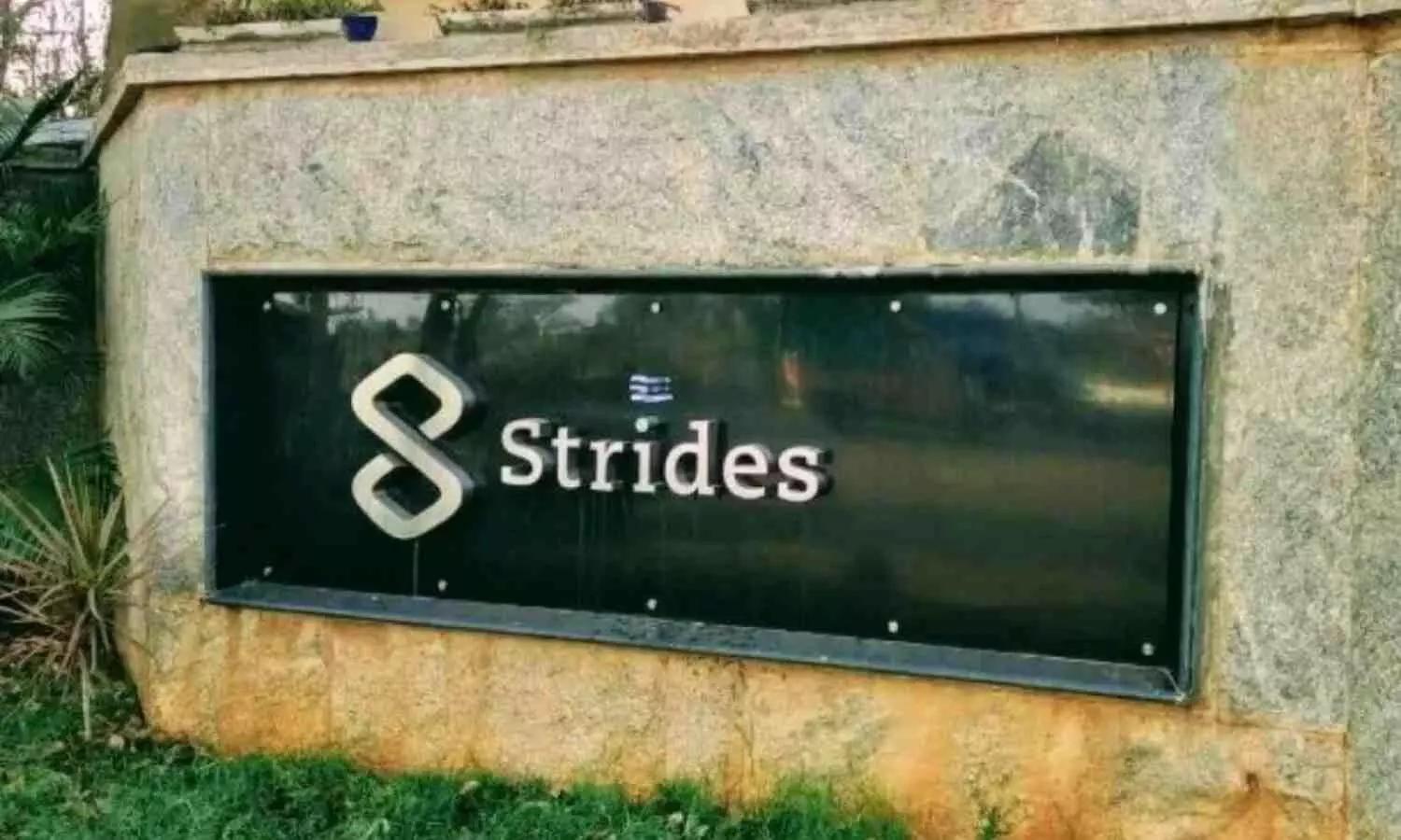 Strides Pharma Science Singapore arm, Kenox Pharma partner to develop multiple nasal spray products for US