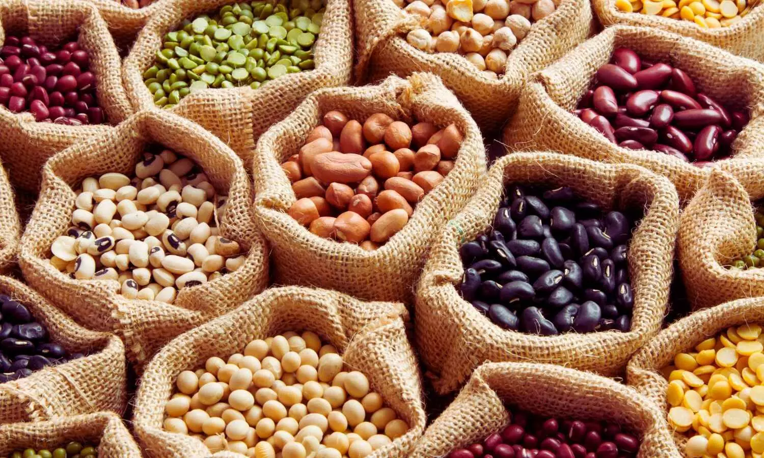 Eating More Legumes and Cutting Red/Processed Meat Boosts Men's Health, reveals study