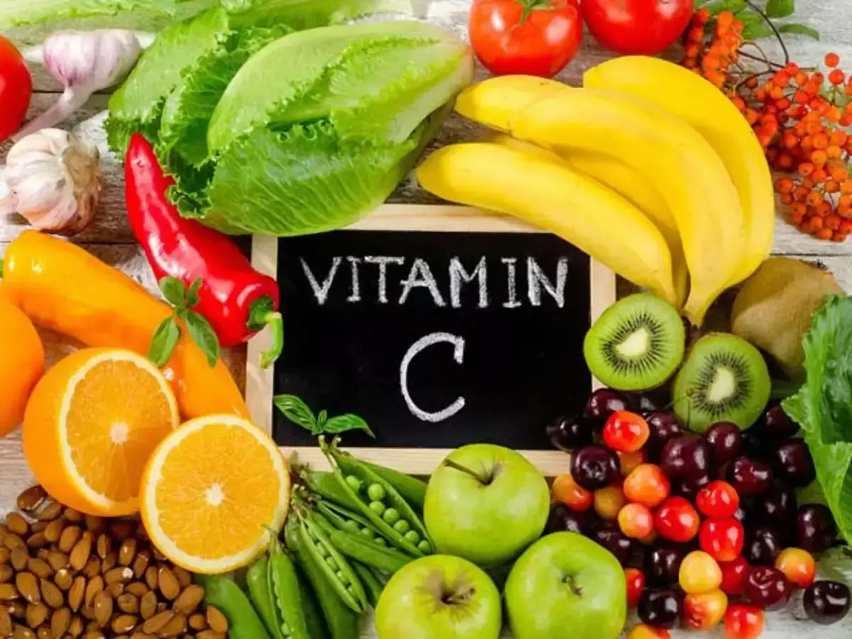Perioperative Vitamin C supplementation for knee and hip arthroplasty alleviate pain and reduce inflammatory responses within 24 h.: study