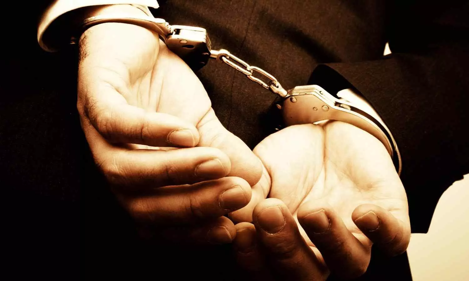 Satara doctor suicide case: Accused sub-inspector in custody