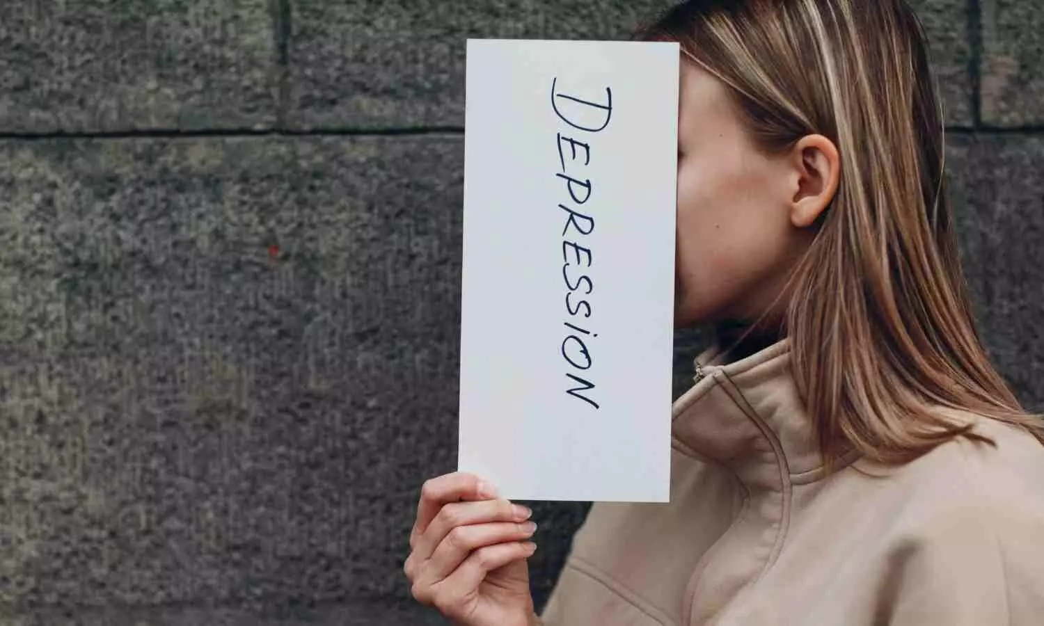 Increased risk of depression and psychosis after childbirth among mothers: Study