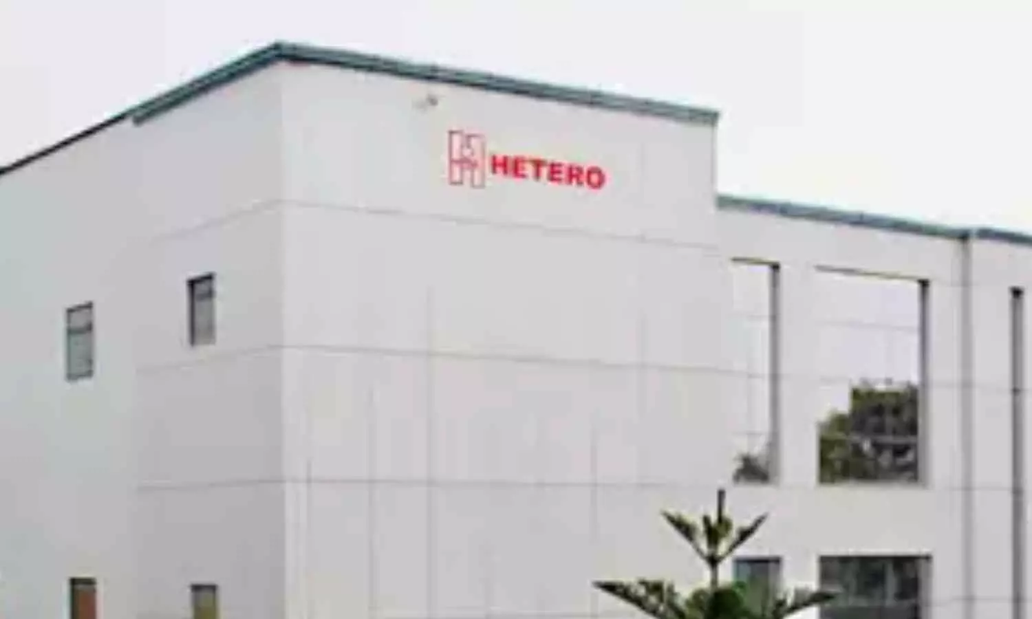 Birds, Lizards, and Broken Protocols: USFDA Slams Hetero Labs Over Filthy Warehouse, Missing Records